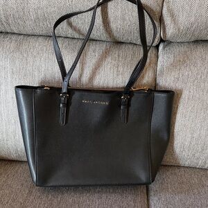 Marc Jacobs Classic Black Tote
